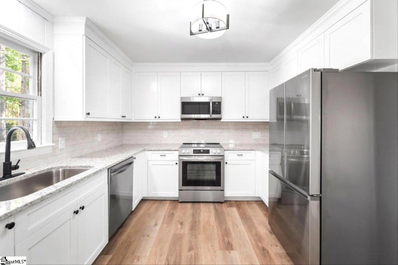 Property image 5 at 26 Cahu Drive, Taylors, SC 29687