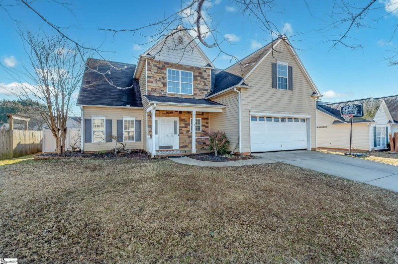 Property image 2 at 116 Longwood Lane, Easley, SC 29642