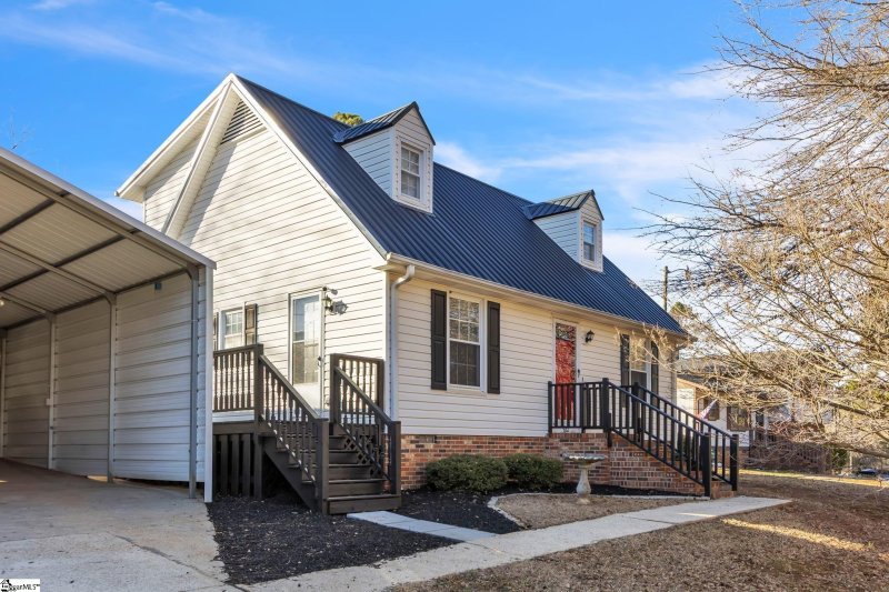 Property image 2 at 922 Smith Grove Road, Easley, SC 29640