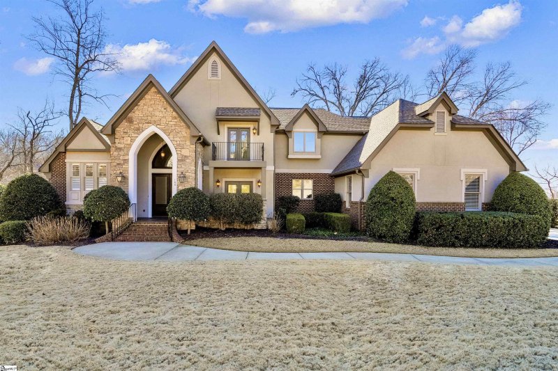 100 Sorrento Drive