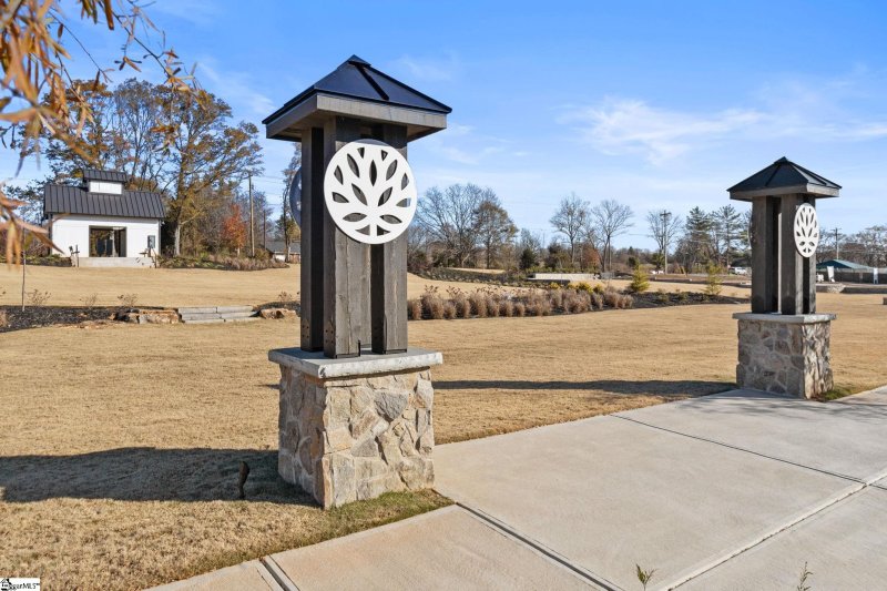 Property image 5 at 6 Gressette Place, Simpsonville, SC 29681