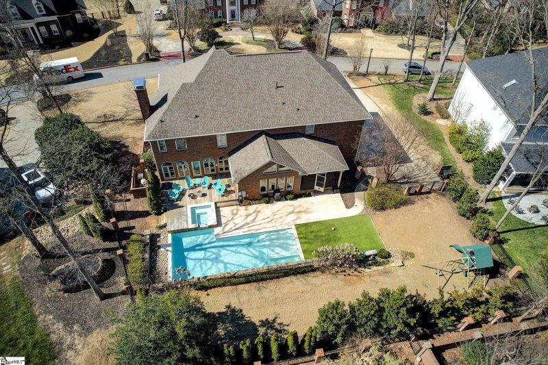 Property image 3 at 204 Waterford Lane, Greer, SC 29650-3268