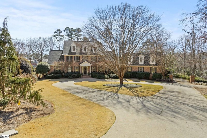 Property image 2 at 23 Parkins Glen Court, Greenville, SC 29607