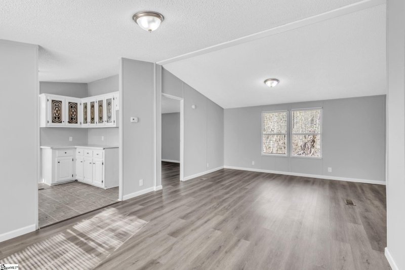 Property image 3 at 502 Stallings Road, Greenville, SC 29611