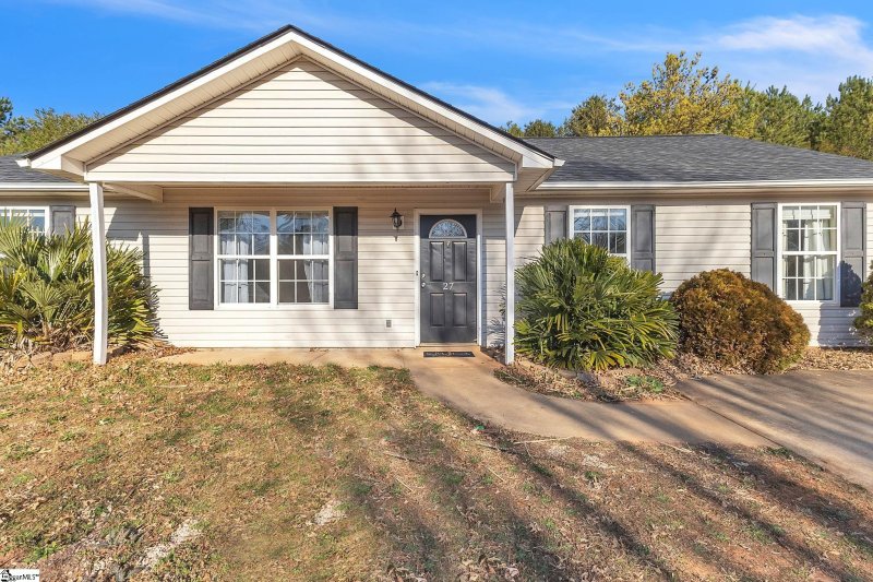 Property image 2 at 27 Backwater Way, Greenville, SC 29611