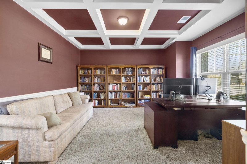 Property image 3 at 237 N Radcliff Way, Spartanburg, SC 29301