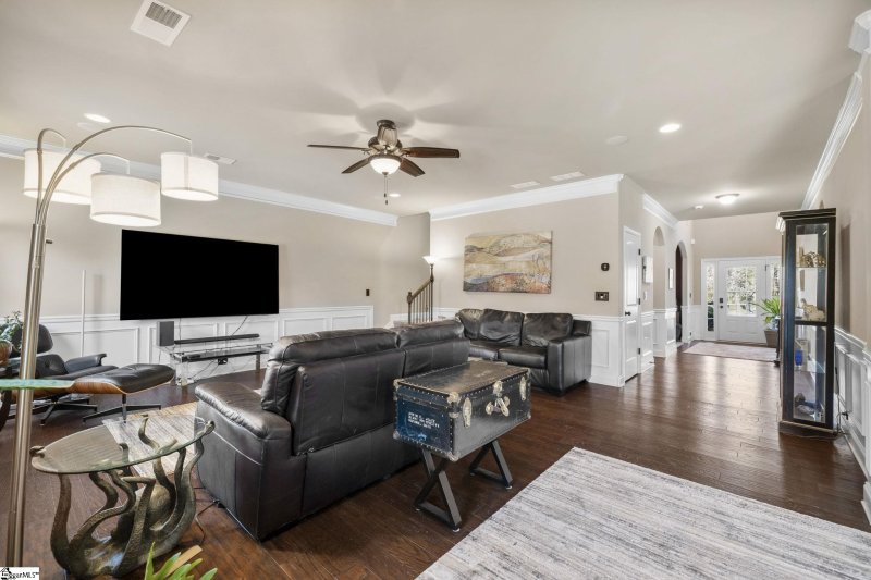 Property image 4 at 237 N Radcliff Way, Spartanburg, SC 29301