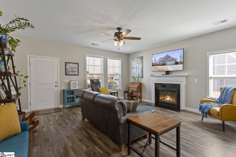 Property image 4 at 104 S Nickel Springs Drive, Easley, SC 29642