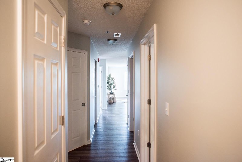 Property image 3 at 312 Killdevil Hill Drive, Six Mile, SC 29682