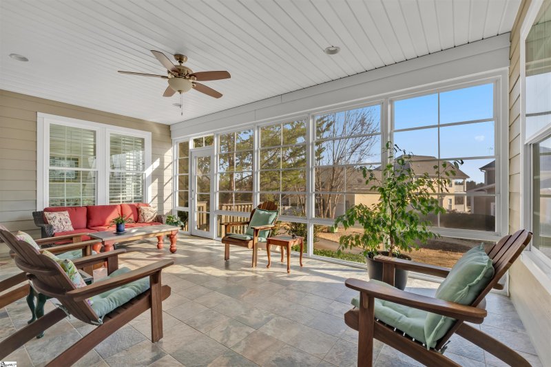 Property image 2 at 305 Castlemaine Drive, Greenville, SC 29617