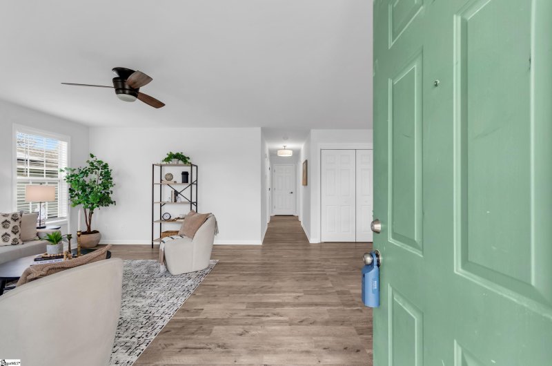 Property image 3 at 29 Landwood Avenue, Greenville, SC 29607
