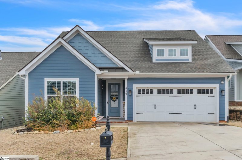 Property image 2 at 310 Farmers Market Street, Taylors, SC 29687
