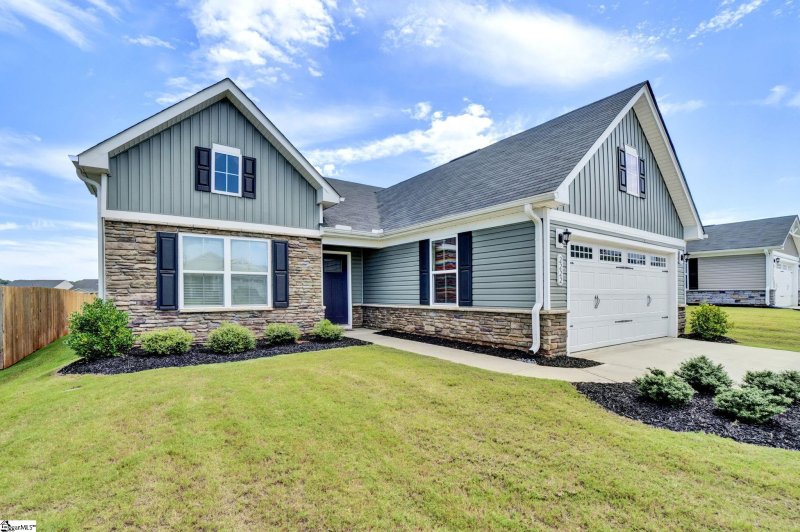 Property image 2 at 2222 Hemming Way, Boiling Springs, SC 29316