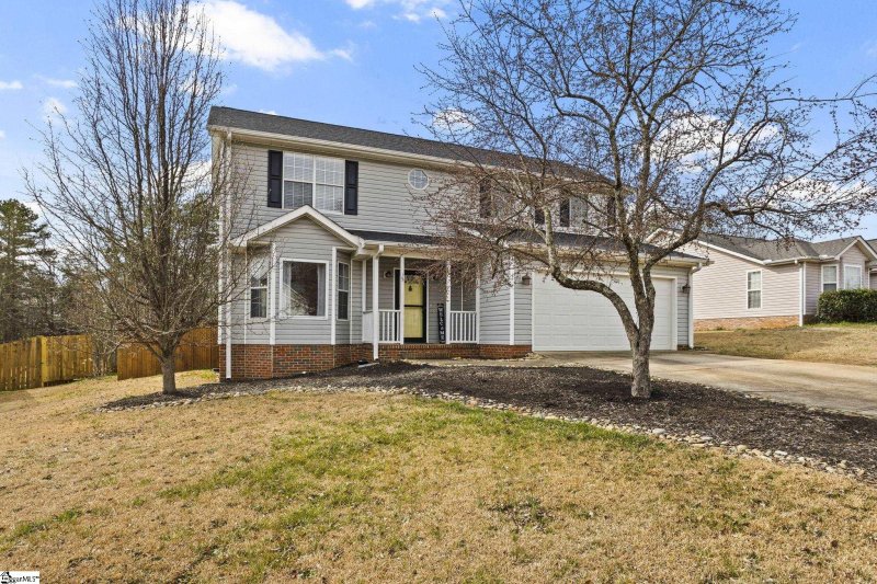 Property image 3 at 15 Michell Drive, Taylors, SC 29687