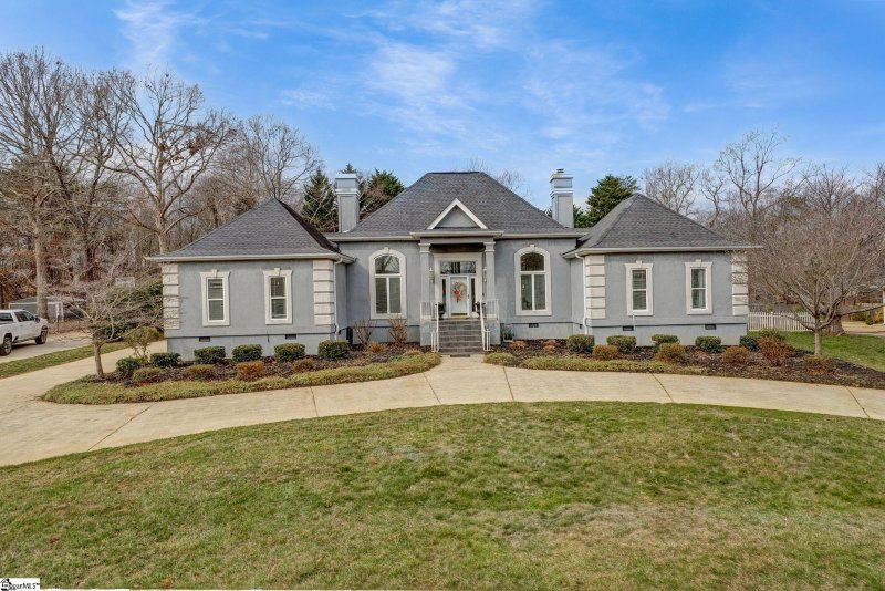 Property image 2 at 127 Linkside Drive, Taylors, SC 29687