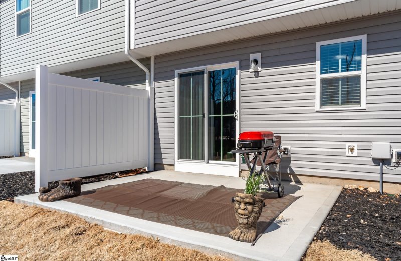 Property image 2 at 218 Sarnesfield Way, Greenville, SC 29605