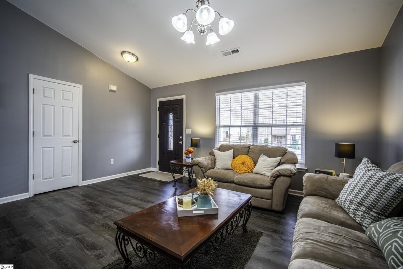 Property image 3 at 618 Fountainbrook Lane, Fountain Inn, SC 29644