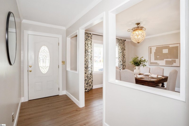 Property image 2 at 502 Avon Drive, Taylors, SC 29687