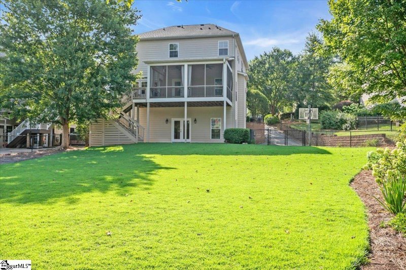 Property image 2 at 122 Keowee Avenue, Greenville, SC 29605