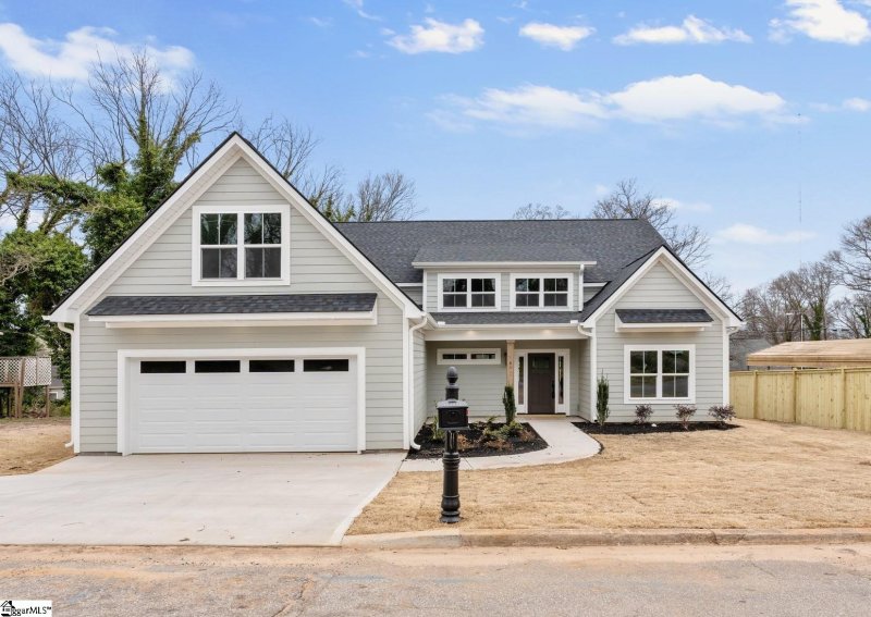 Property image 2 at 41 E 5th Street, Greenville, SC 29611