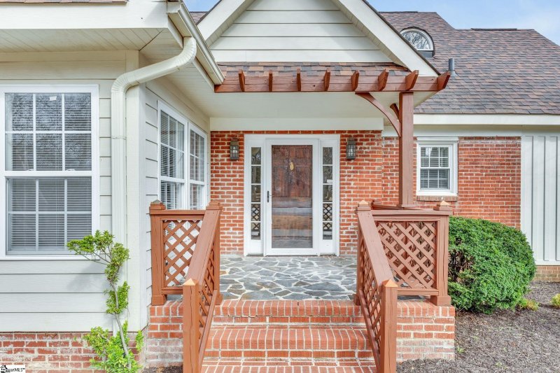 Property image 4 of 21 Fore Avenue in East Highland Estates, Greenville, SC 29607-3217