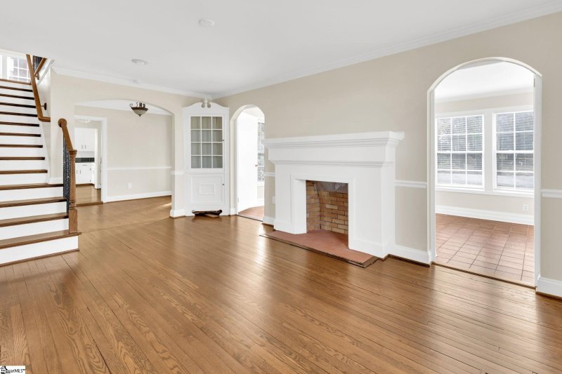Property image 5 of 21 Fore Avenue in East Highland Estates, Greenville, SC 29607-3217