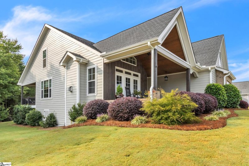 Property image 2 at 200 Deer Thicket Way, Taylors, SC 29687