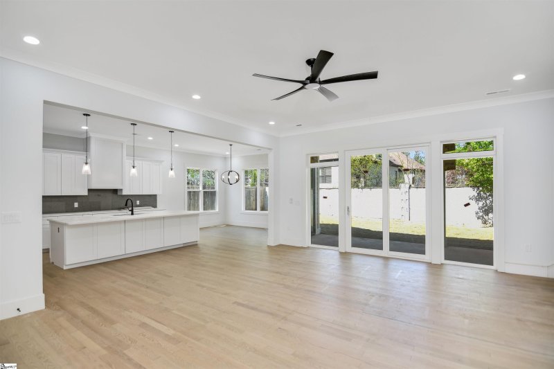 Property image 4 at 15 Azalea Spring Court, Greenville, SC 29615