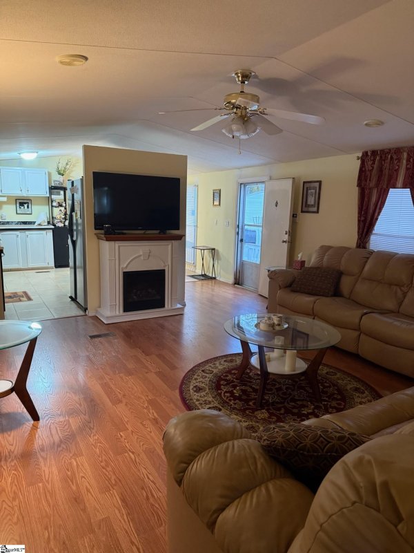 Property image 3 at 5 Hidden Pond Court, Simpsonville, SC 29680