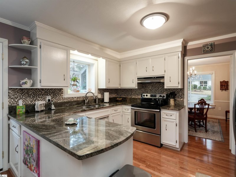 Property image 3 at 209 Middlebrook Road, Greer, SC 29650-3305