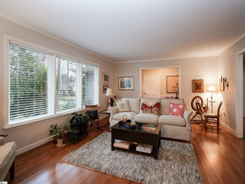 Property image 5 at 209 Middlebrook Road, Greer, SC 29650-3305