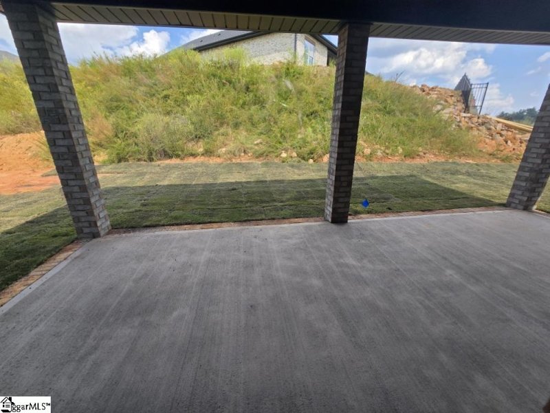 Property image 3 of 205 Rolling Waters Drive in Hidden Lake Estates, Greenville, SC 29605