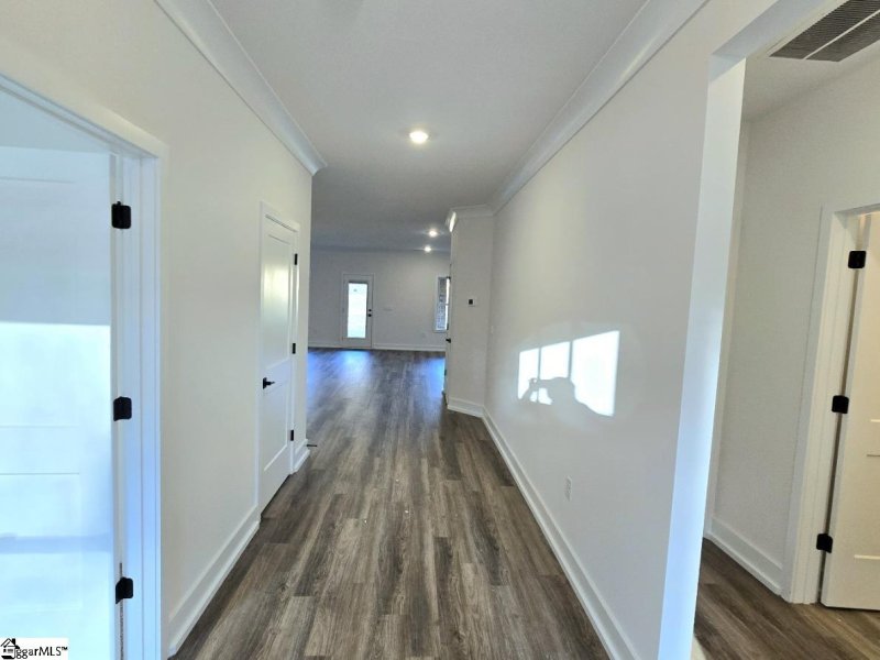 Property image 3 of 209 Rolling Waters Drive in Hidden Lake Estates, Greenville, SC 29605