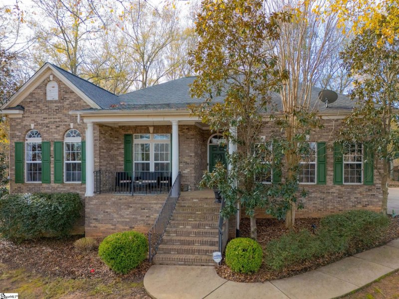 Property image 2 at 18 Neyland Drive, Fountain Inn, SC 29644