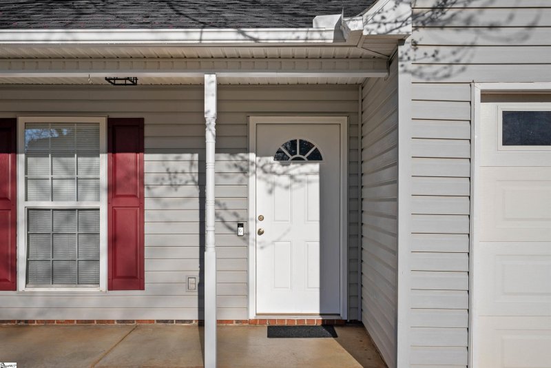 Property image 5 at 501 Twin Falls Drive, Simpsonville, SC 29680