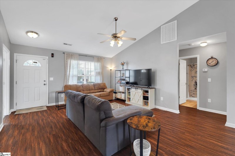 Property image 5 at 111 Manhattan Boulevard, Piedmont, SC 29673