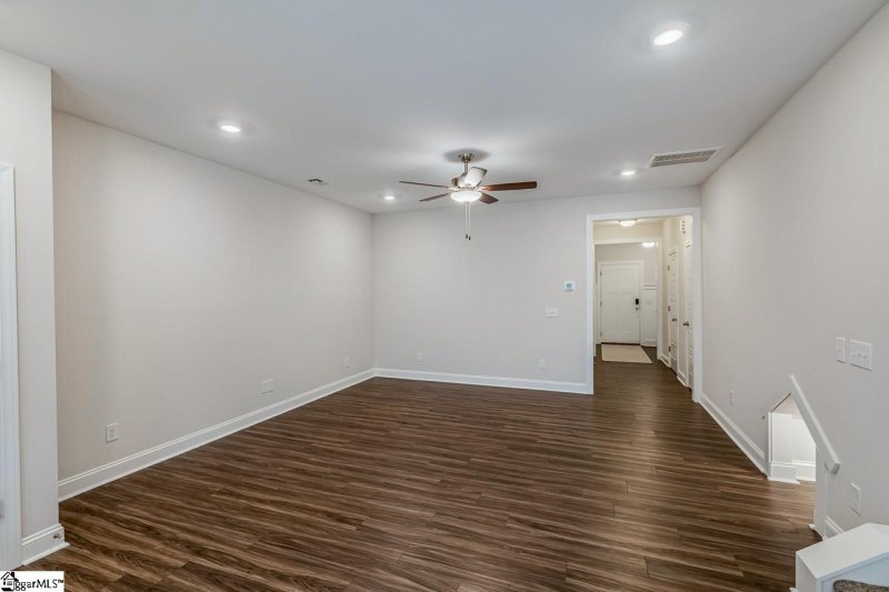 Property image 5 at 4 Camden Woods Trail, Greenville, SC 29607