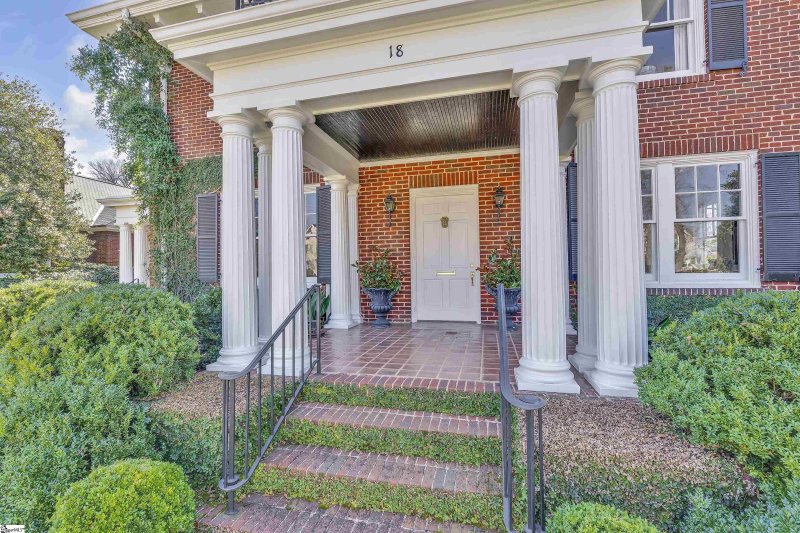 Property image 2 at 18 Crescent Avenue, Greenville, SC 29605