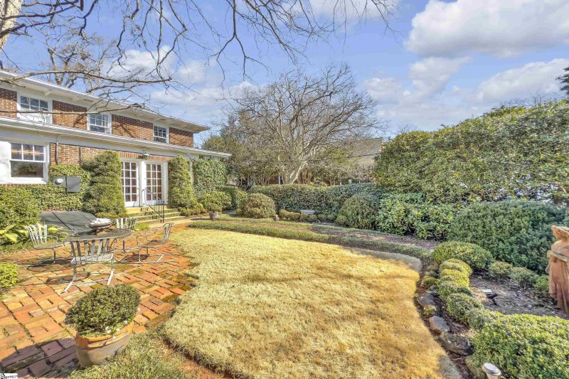 Property image 5 at 18 Crescent Avenue, Greenville, SC 29605