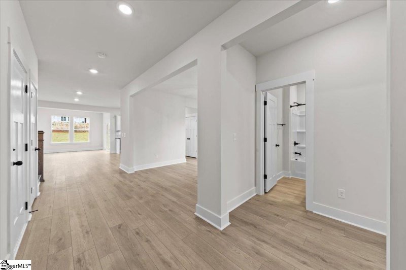 Property image 5 at 545 Reynard Street, Spartanburg, SC 29303