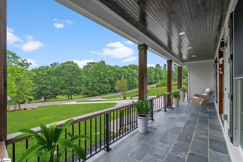 Property image 5 of 43 Prince Williams Court in Coachwood Forest, Simpsonville, SC 29681