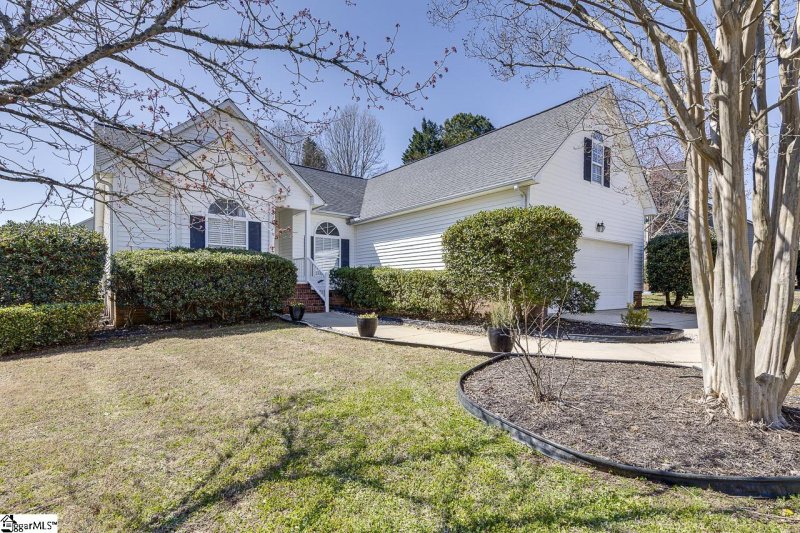 Property image 3 at 201 Sonoma Drive, Mauldin, SC 29662