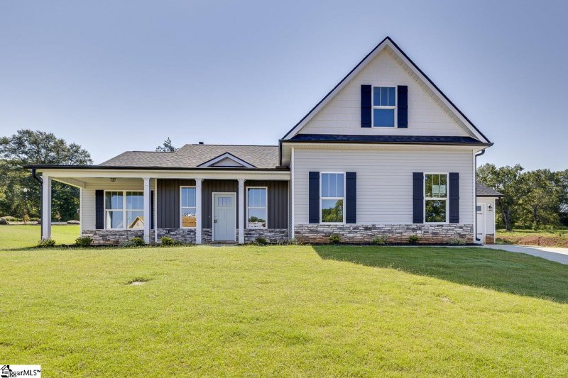 Hinton Farms, Easley Community