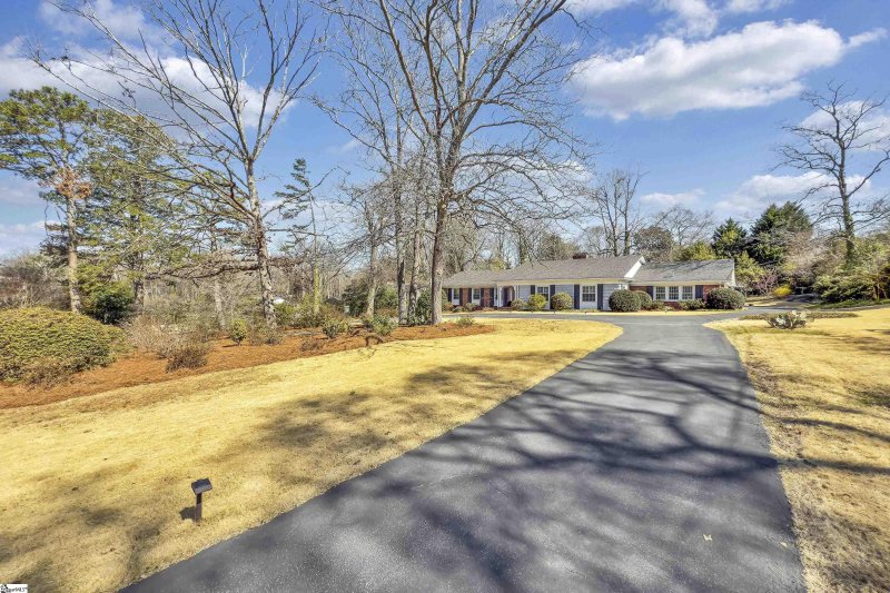 Property image 3 at 1407 Parkins Mill Road, Greenville, SC 29607