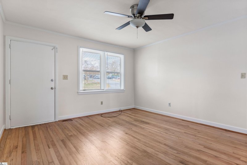 Property image 4 at 116 Buena Vista Avenue, Greenville, SC 29607