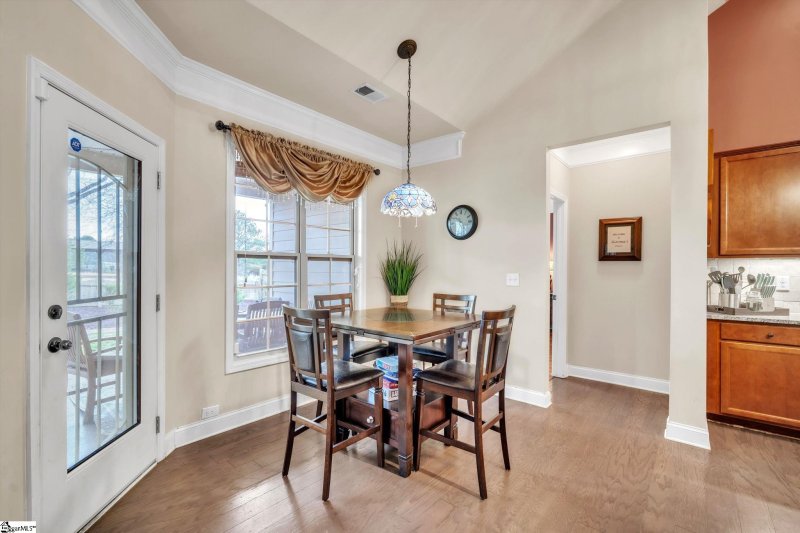 Property image 5 at 106 Redmont Court, Simpsonville, SC 29680