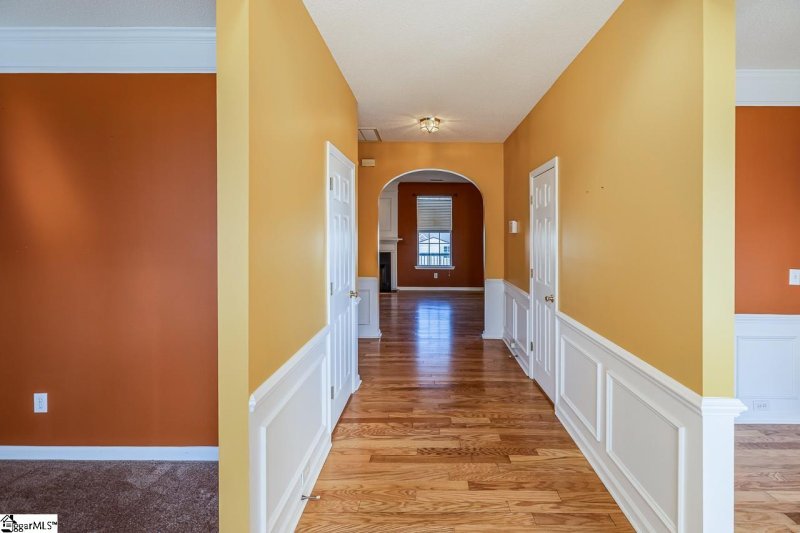 Property image 3 at 321 Waterton Way, Simpsonville, SC 29680