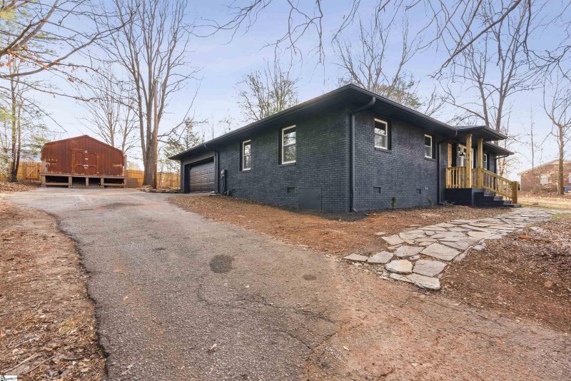 Property image 2 at 105 Bivings Drive, Duncan, SC 29334