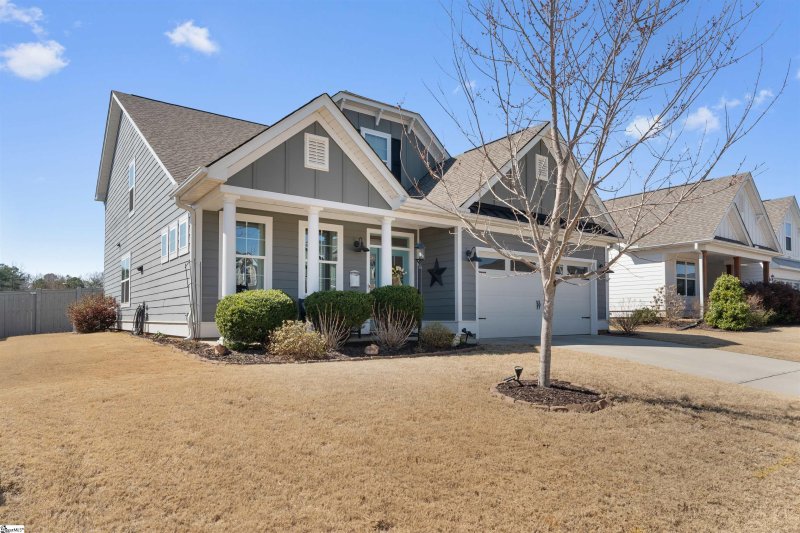 Property image 4 at 20 Bishop Lake Way, Taylors, SC 29687