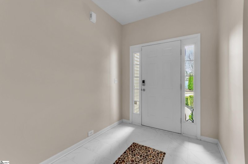 Property image 4 of 101 Hunslet Way in Remington, Simpsonville, SC 29680